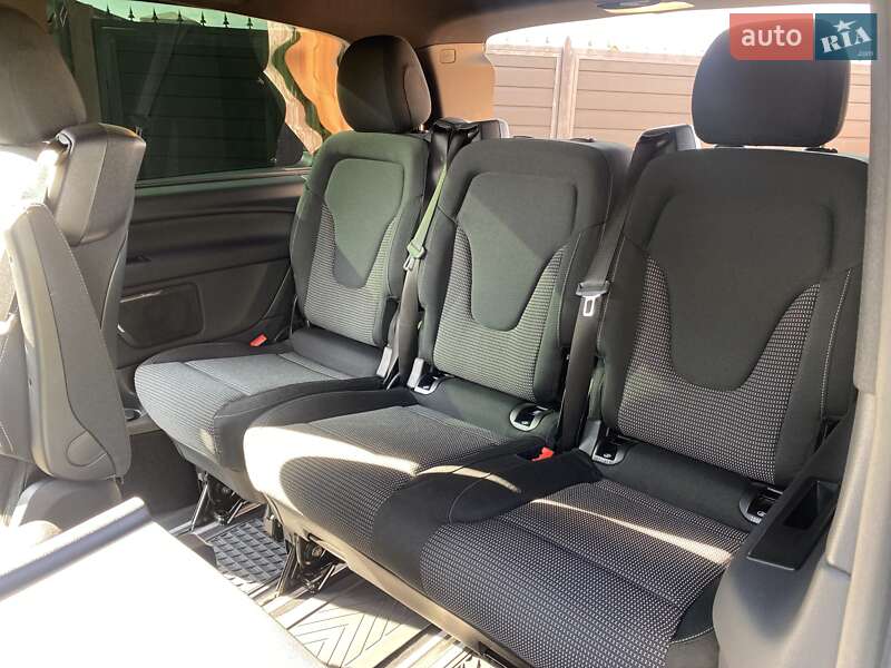 Минивэн Mercedes-Benz V-Class 2023 в Мукачево