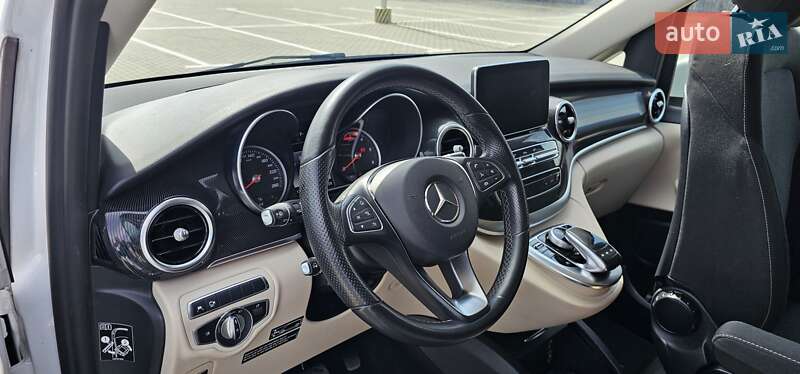 Мінівен Mercedes-Benz V-Class 2020 в Тернополі