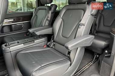 Минивэн Mercedes-Benz V-Class 2021 в 