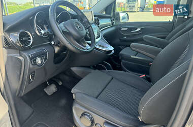 Мінівен Mercedes-Benz V-Class 2023 в 