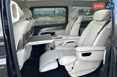 Мінівен Mercedes-Benz V-Class 2022 в 