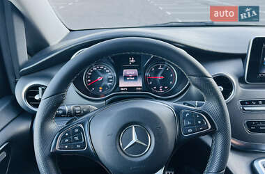Минивэн Mercedes-Benz V-Class 2015 в 