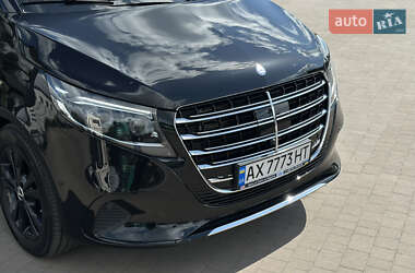 Мінівен Mercedes-Benz V-Class 2016 в 
