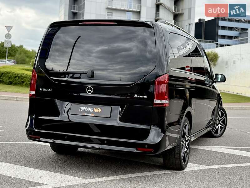 Минивэн Mercedes-Benz V-Class 2022 в Киеве