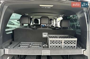 Мінівен Mercedes-Benz V-Class 2023 в 