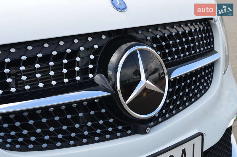 Мінівен Mercedes-Benz V-Class 2015 в Луцьку