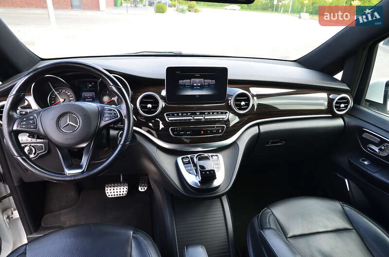 Мінівен Mercedes-Benz V-Class 2015 в Луцьку