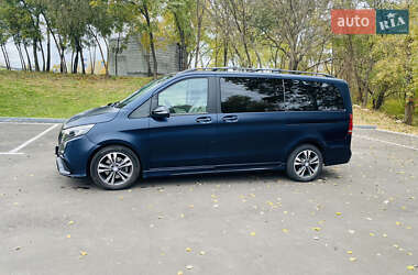 Мінівен Mercedes-Benz V-Class 2016 в 