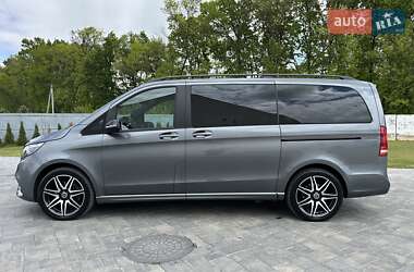 Минивэн Mercedes-Benz V-Class 2023 в 