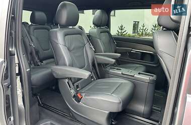 Минивэн Mercedes-Benz V-Class 2023 в 