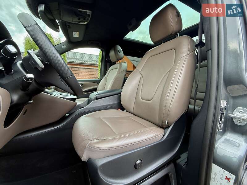 Мінівен Mercedes-Benz V-Class 2021 в Рівному