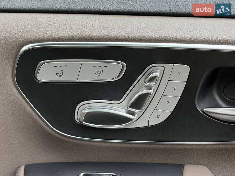 Мінівен Mercedes-Benz V-Class 2021 в Рівному