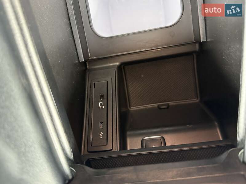 Мінівен Mercedes-Benz V-Class 2021 в Рівному