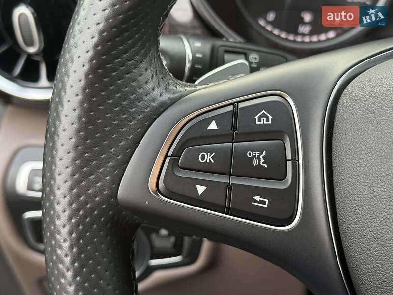 Мінівен Mercedes-Benz V-Class 2021 в Рівному