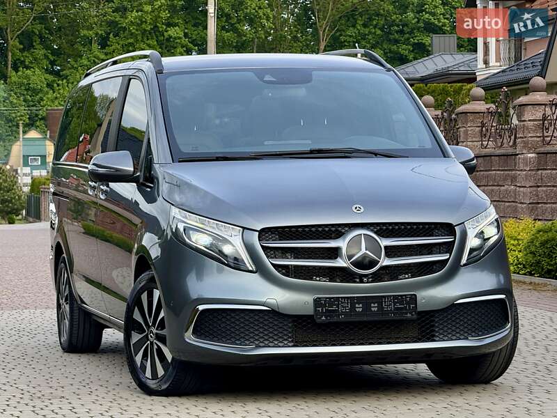 Мінівен Mercedes-Benz V-Class 2021 в Рівному