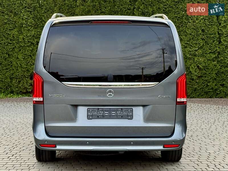 Мінівен Mercedes-Benz V-Class 2021 в Рівному
