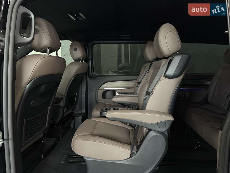 Мінівен Mercedes-Benz V-Class 2025 в Тернополі