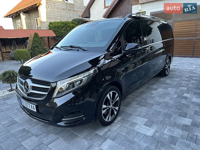 Минивэн Mercedes-Benz V-Class 2016 в Виноградове