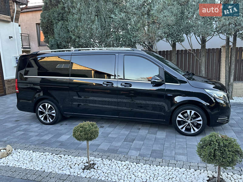 Минивэн Mercedes-Benz V-Class 2016 в Виноградове