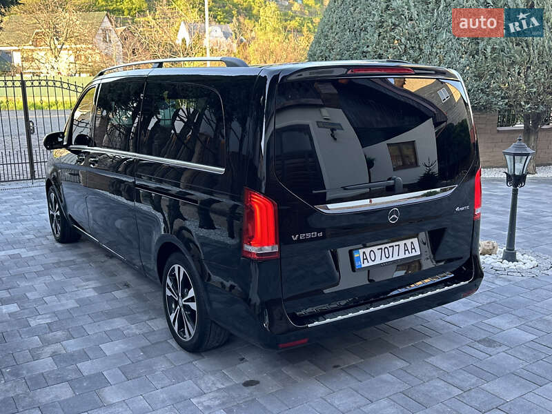 Минивэн Mercedes-Benz V-Class 2016 в Виноградове