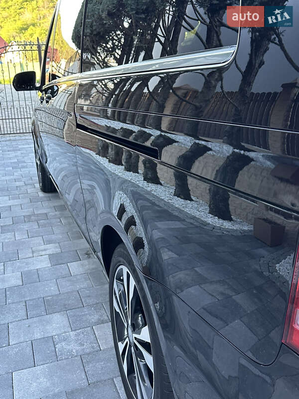 Минивэн Mercedes-Benz V-Class 2016 в Виноградове