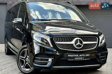 Минивэн Mercedes-Benz V-Class 2022 в Киеве
