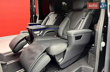 Минивэн Mercedes-Benz V-Class 2025 в 