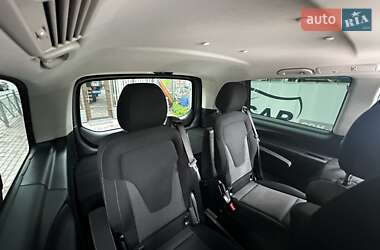 Мінівен Mercedes-Benz V-Class 2016 в 