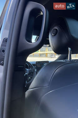Мінівен Mercedes-Benz V-Class 2021 в 