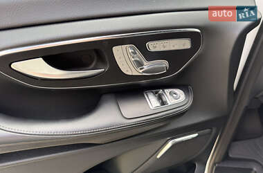 Минивэн Mercedes-Benz V-Class 2015 в 