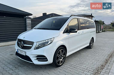 Минивэн Mercedes-Benz V-Class 2015 в 
