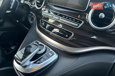 Минивэн Mercedes-Benz V-Class 2015 в 