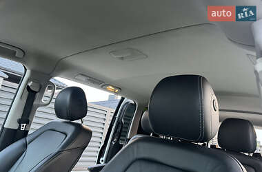 Минивэн Mercedes-Benz V-Class 2015 в 