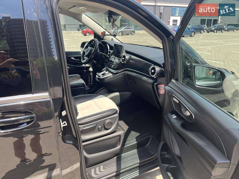 Мінівен Mercedes-Benz V-Class 2015 в Києві фото 4 Мінівен Mercedes-Benz V-Class 2015 в Києві