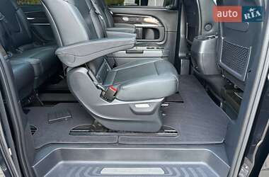Минивэн Mercedes-Benz V-Class 2018 в 