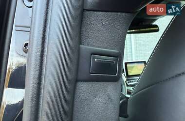 Минивэн Mercedes-Benz V-Class 2018 в 
