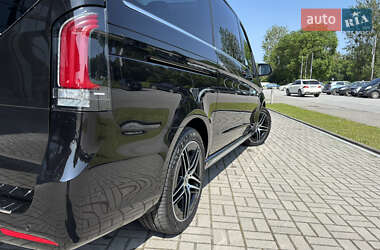 Минивэн Mercedes-Benz V-Class 2024 в 
