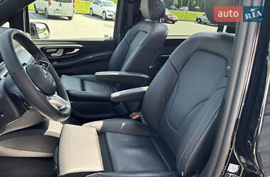 Минивэн Mercedes-Benz V-Class 2024 в 