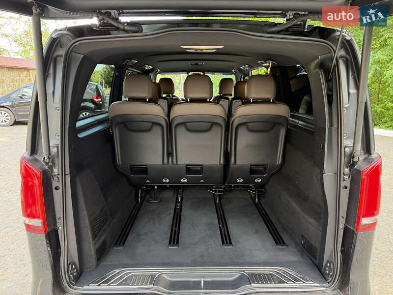 Минивэн Mercedes-Benz V-Class 2022 в Черновцах
