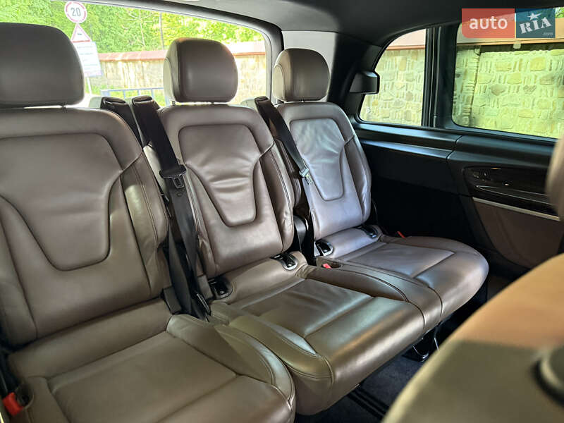 Минивэн Mercedes-Benz V-Class 2022 в Черновцах