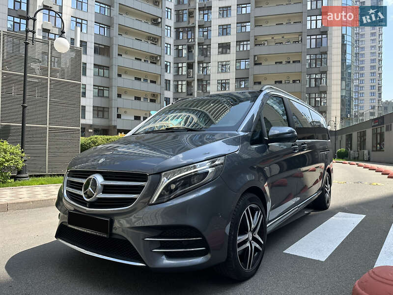 Mercedes-Benz V-Class 2016