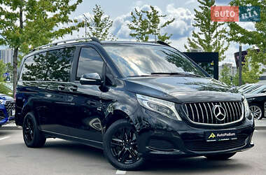 Минивэн Mercedes-Benz V-Class 2014 в 