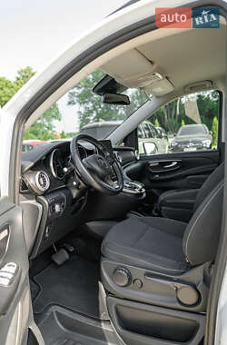 Минивэн Mercedes-Benz V-Class 2019 в 