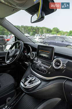 Минивэн Mercedes-Benz V-Class 2019 в 