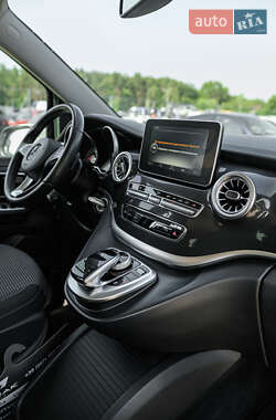 Минивэн Mercedes-Benz V-Class 2019 в 