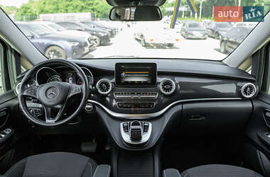 Минивэн Mercedes-Benz V-Class 2019 в 