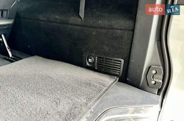 Минивэн Mercedes-Benz V-Class 2016 в 