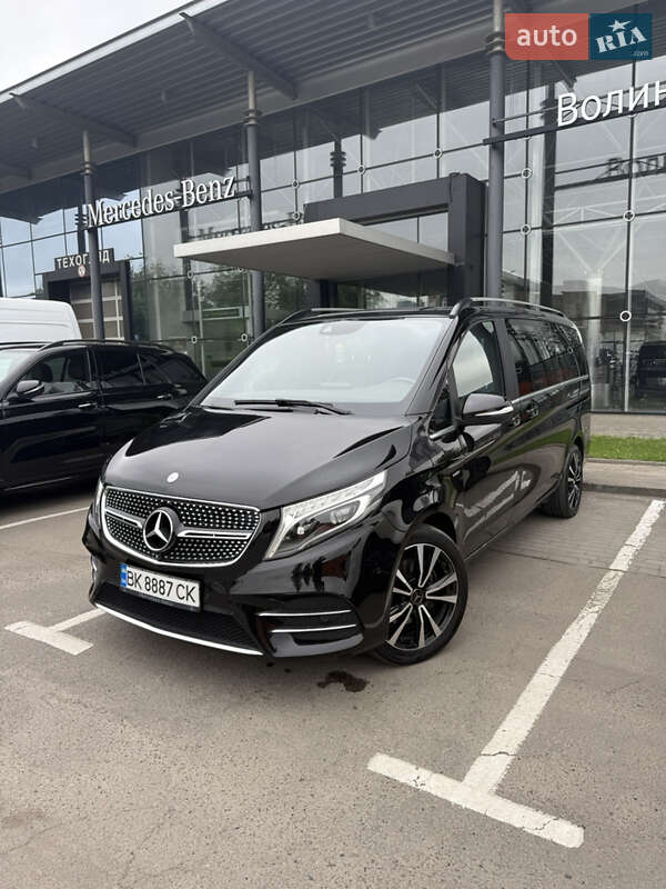 Минивэн Mercedes-Benz V-Class 2014 в Ровно фото 9 Минивэн Mercedes-Benz V-Class 2014 в Ровно