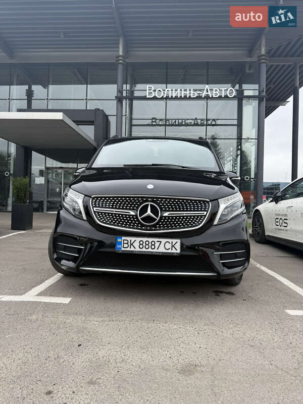 Минивэн Mercedes-Benz V-Class 2014 в Ровно фото 14 Минивэн Mercedes-Benz V-Class 2014 в Ровно