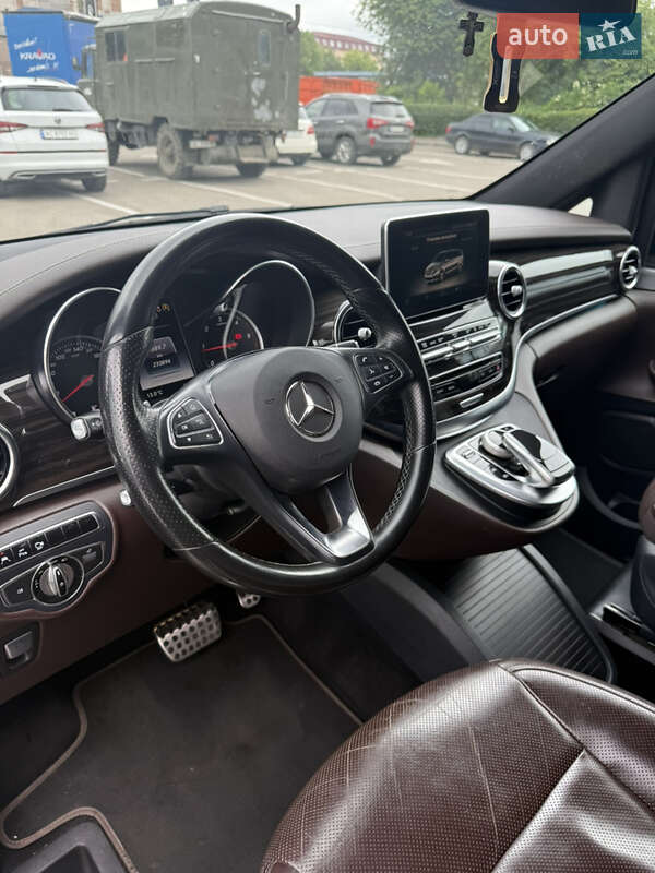 Минивэн Mercedes-Benz V-Class 2014 в Ровно фото 46 Минивэн Mercedes-Benz V-Class 2014 в Ровно